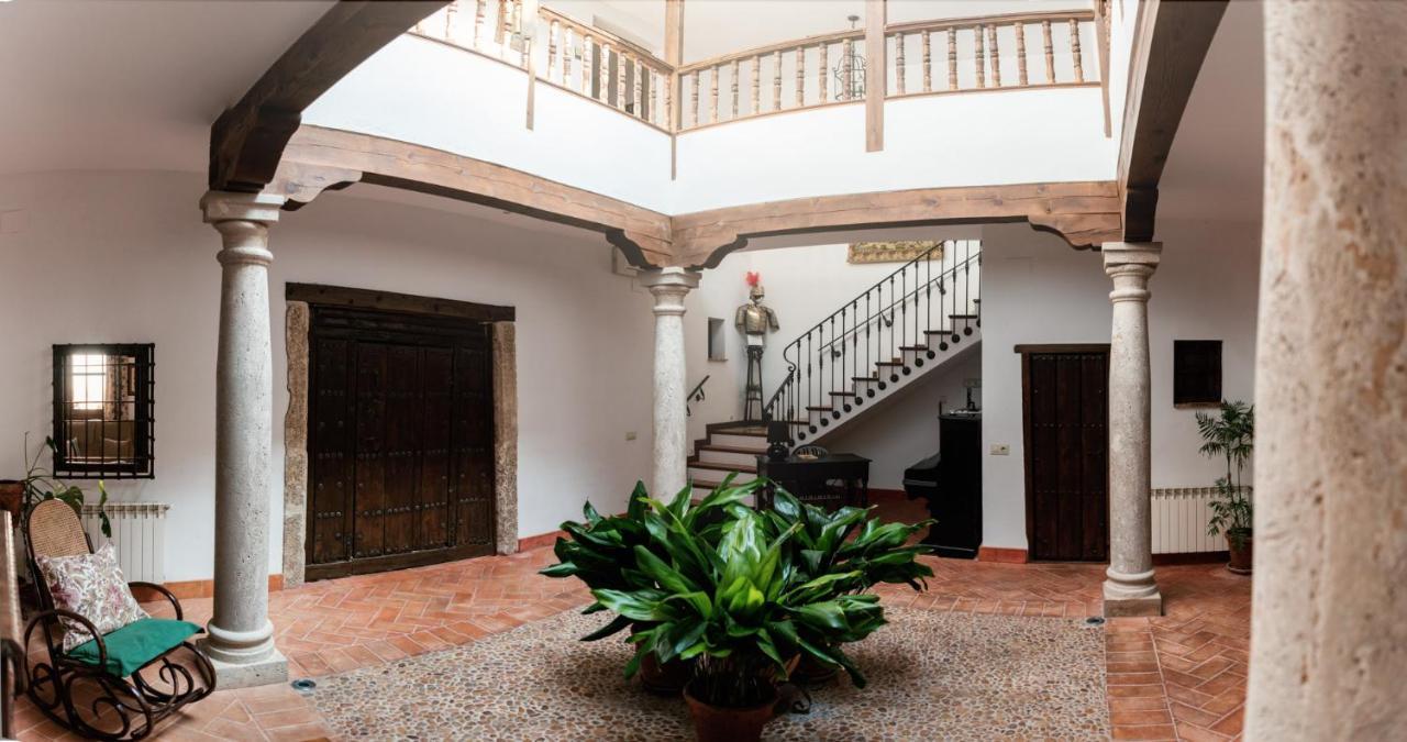 Casa Del Comendador De Алмагро Екстериор снимка